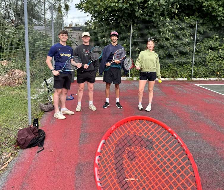 Waddle tennis club